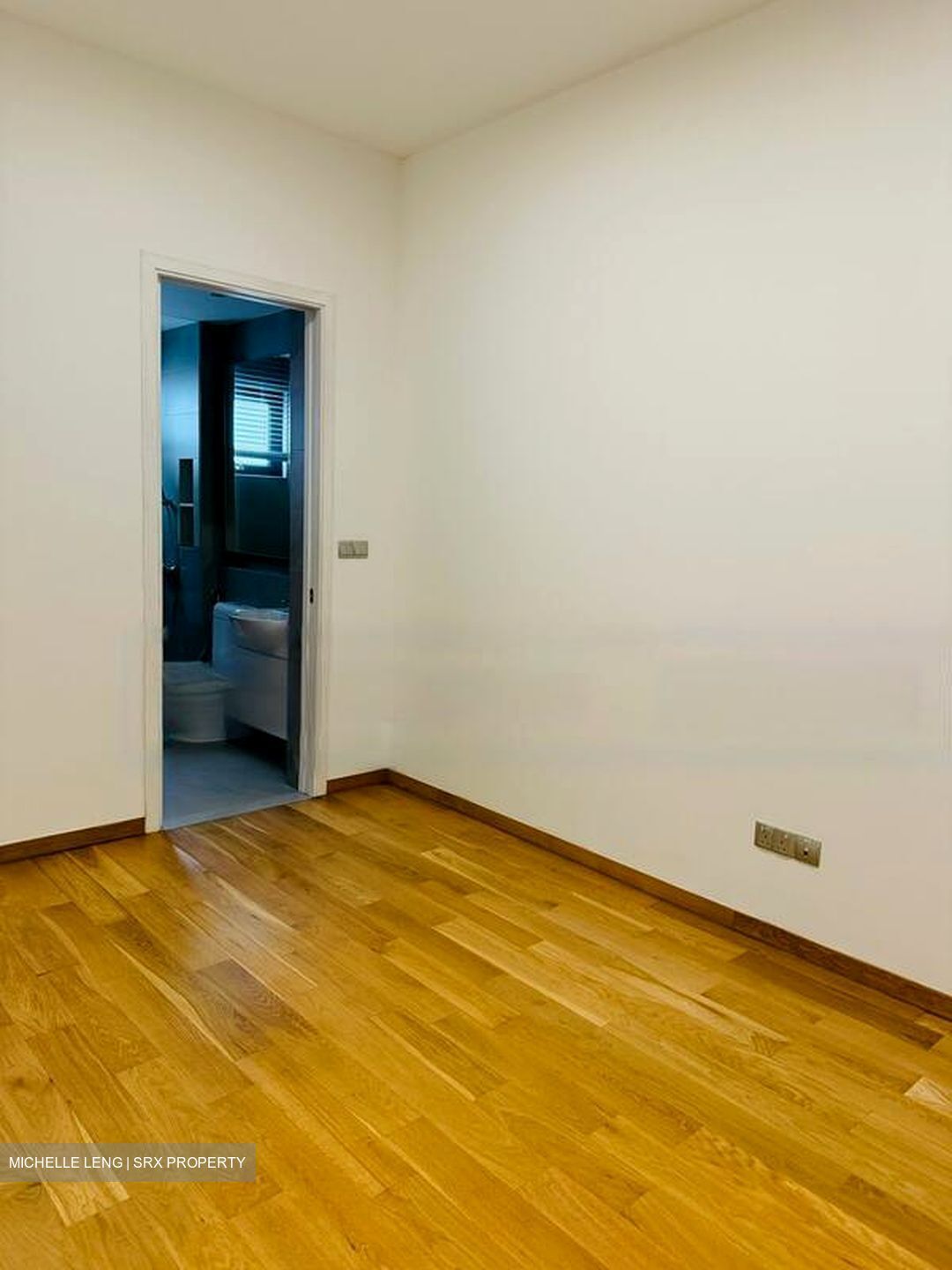 Hougang Avenue 1 (D19), Terrace #475851191
